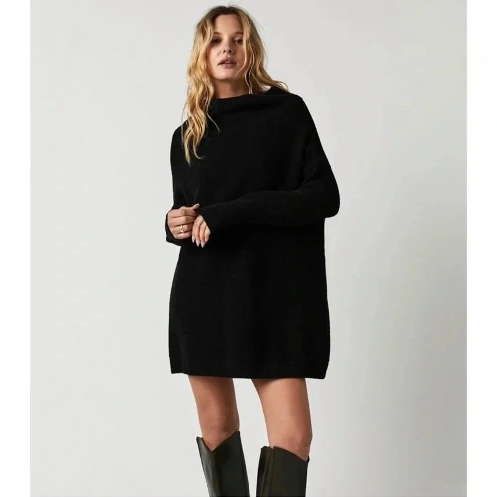 Free People Ottoman Slouchy Tunic Sweater Black Medium